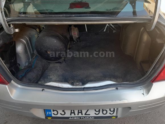 Sahibinden Renault Clio 1.4 RNA 2000 Model