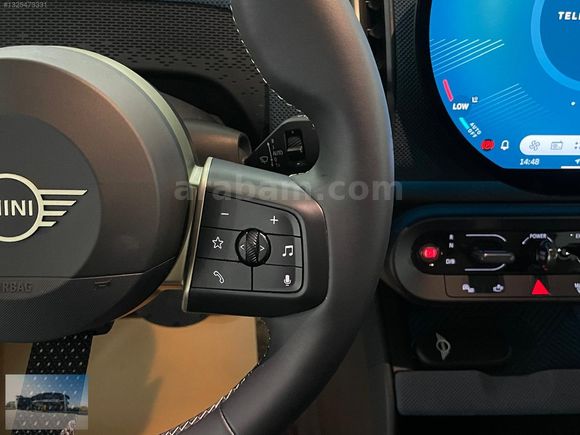 2025 Countryman-E Favoured / 7.209 KM