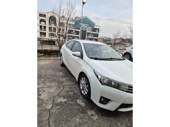 Sahibinden Toyota Corolla 1.4 D-4D Advance 2015 Model