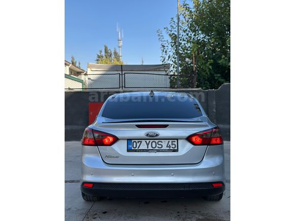 Emsalsiz Sahibinden Ford Focus 1.6 TDCi Comfort 2013 Model 