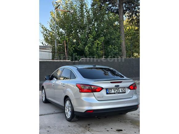 Emsalsiz Sahibinden Ford Focus 1.6 TDCi Comfort 2013 Model 