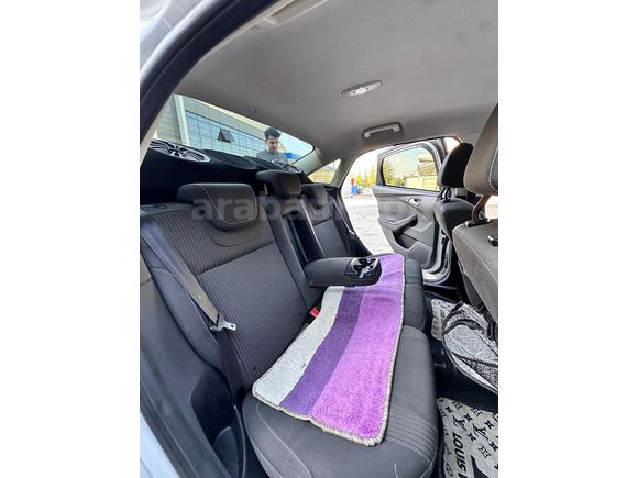Emsalsiz Sahibinden Ford Focus 1.6 TDCi Comfort 2013 Model 