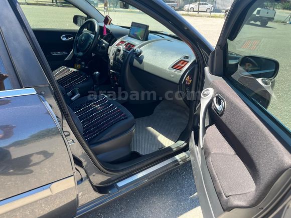 Sahibinden Renault Megane 1.6 Dynamique 2006 Model