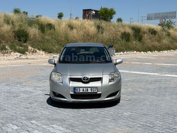 Sahibinden Toyota Auris 1.4 D-4D Elegant 2008 Model