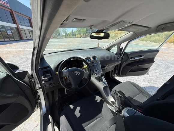 Sahibinden Toyota Auris 1.4 D-4D Elegant 2008 Model
