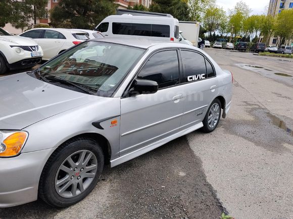 Sahibinden Honda Civic 1.6i VTEC ES 2003 Model