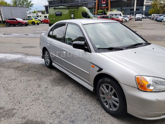 Sahibinden Honda Civic 1.6i VTEC ES 2003 Model
