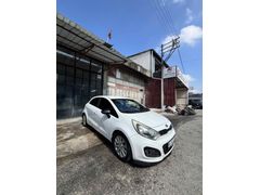 Sahibinden Kia Rio 1.25 CVVT Fancy 2012 Model  295.000 km Beyaz