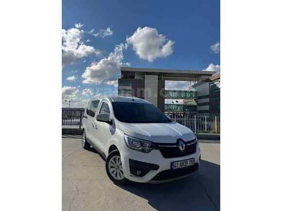Sahibinden Renault Express Combi 1.5 BlueDCI Joy 2022 Model 