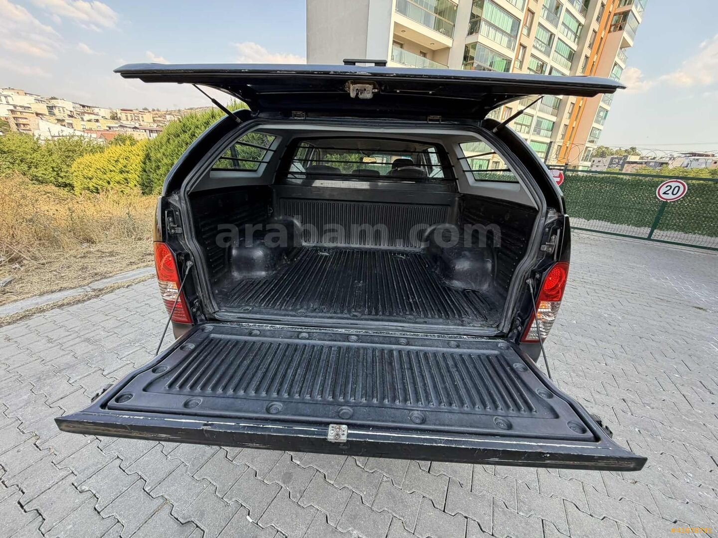 Galeriden KGM SsangYong Actyon Sports 2.0 SXDI 4x2 2008 Model İzmir 164.000 km Siyah 5