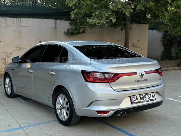 Sahibinden Renault Megane 1.5 dCi Touch 2018 Model 