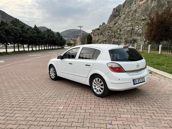 Galeriden Opel Astra 1.6 Enjoy 2004 Model Amasya