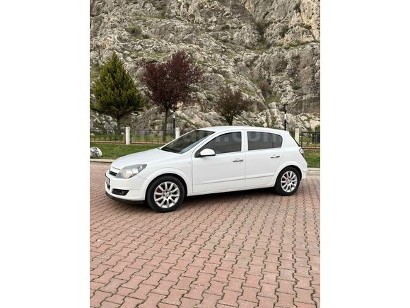 Galeriden Opel Astra 1.6 Enjoy 2004 Model Amasya