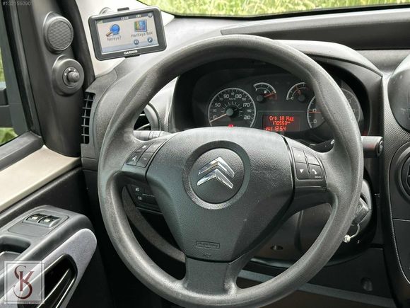 2012 172.000KMDE VİZYON PLUS DİREKSİYON TUŞLU-NAVİGASYON