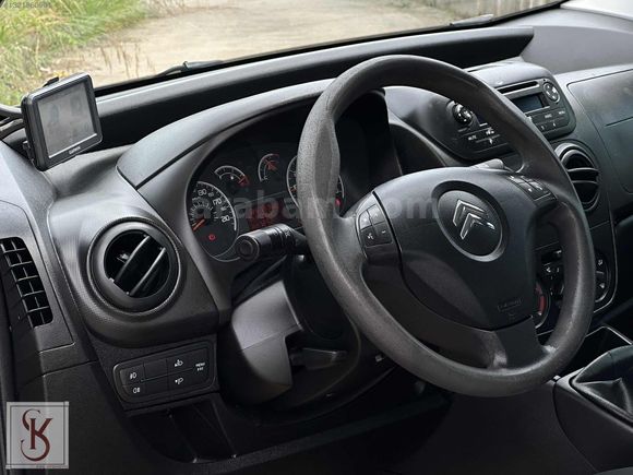2012 172.000KMDE VİZYON PLUS DİREKSİYON TUŞLU-NAVİGASYON
