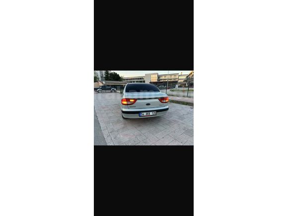 Sahibinden Renault Megane 1.4 16 valf RTA 2001 Model Sakarya