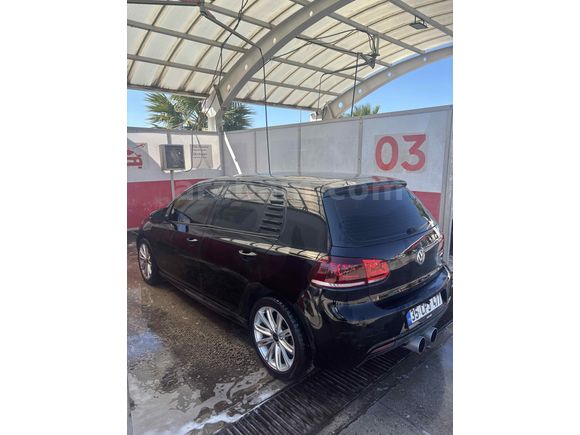 Volkswagen Golf 1.6 TDi Trendline 2012 Model 