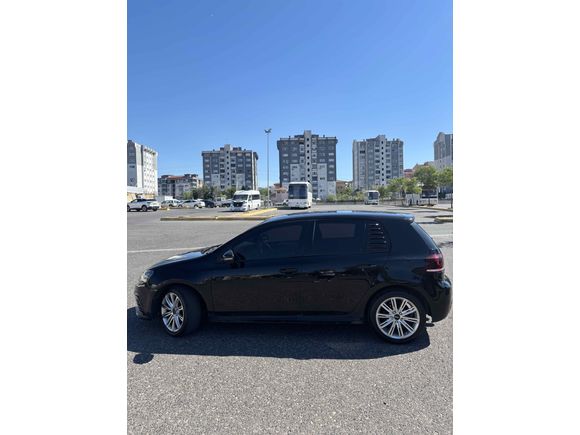 Volkswagen Golf 1.6 TDi Trendline 2012 Model 