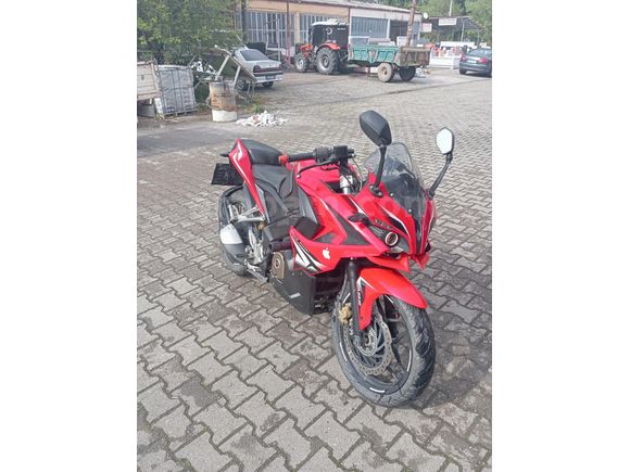 Sahibinden Bajaj Pulsar 200 RS