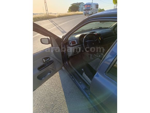 Sahibinden Renault Clio 1.4 Privilege 2003 Model