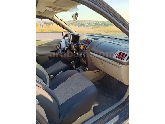 Sahibinden Renault Clio 1.4 Privilege 2003 Model