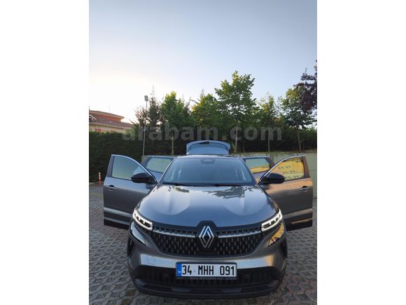 Sahibinden Renault Austral 1.3 Hybrid Evolution 2024 Model