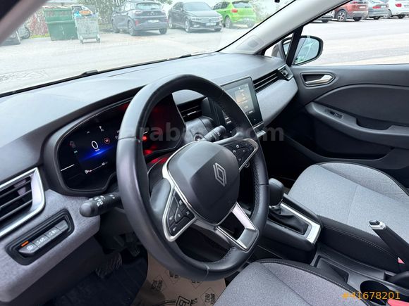 2025 CLIO 1.0 EVOLUTION GSR2 BOYASIZ K.KARTA TAKSİT / 0.99 KREDİ