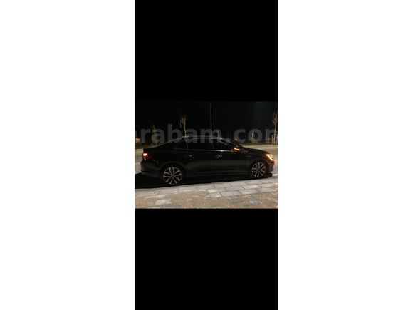 Sahibinden Renault Megane 1.3 TCe Icon 2023 Model 