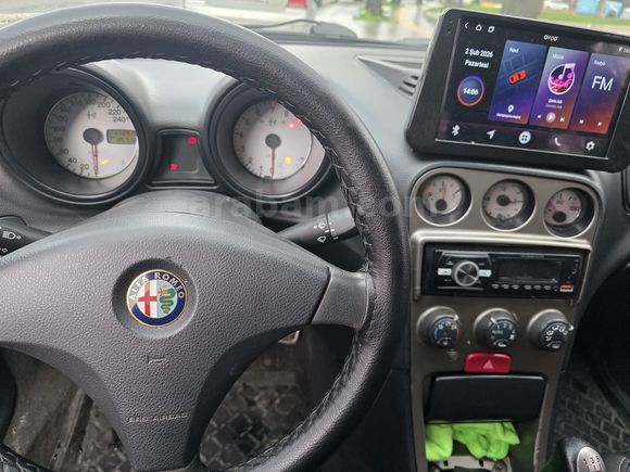 Öğretmenden Temiz Alfa Romeo 156 1.6 TS 2000 Model 