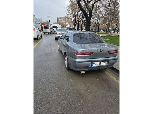 Öğretmenden Temiz Alfa Romeo 156 1.6 TS 2000 Model 