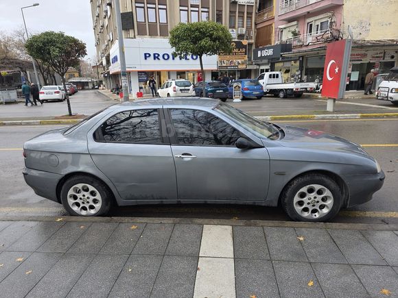 Öğretmenden Temiz Alfa Romeo 156 1.6 TS 2000 Model 