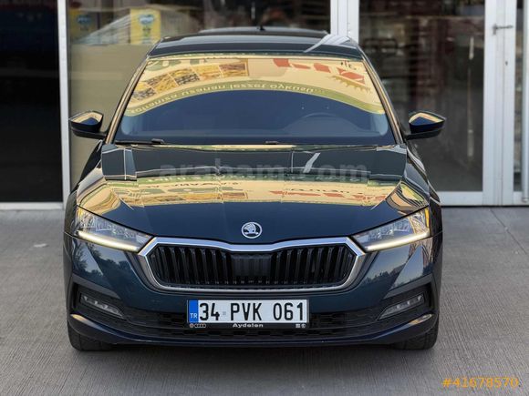 AK-CAR'dan 2022 ÇIKIŞLI HATASIZ BOYASIZ OCTAVİA-GERİ GÖRÜŞ