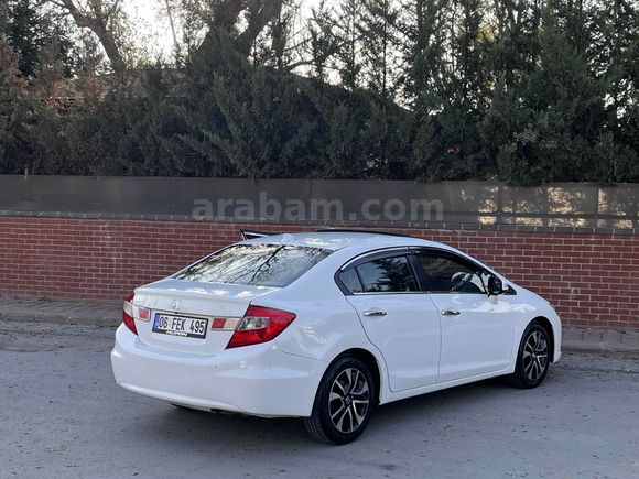 Sahibinden Honda Civic 1.6i VTEC Eco Elegance 2014 Model 