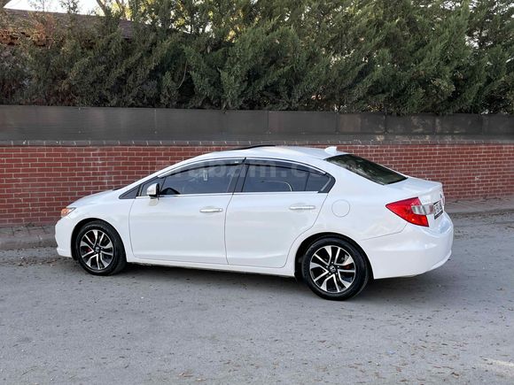 Sahibinden Honda Civic 1.6i VTEC Eco Elegance 2014 Model 