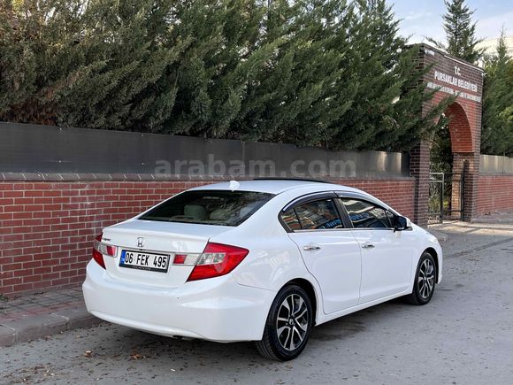 Sahibinden Honda Civic 1.6i VTEC Eco Elegance 2014 Model 