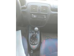 Sahibinden Renault Clio 1.4 RNA 2001 Model İzmir