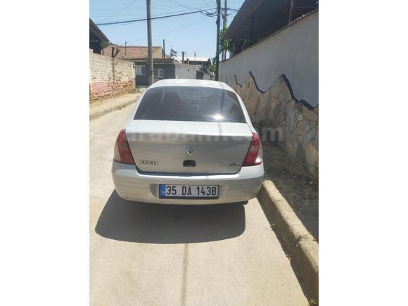 Sahibinden Renault Clio 1.4 RNA 2001 Model İzmir