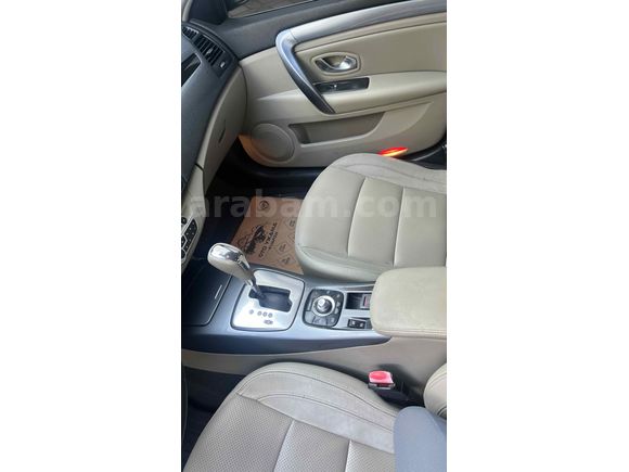Sahibinden Renault Laguna 2.0 dCi Executive 2010 Model 