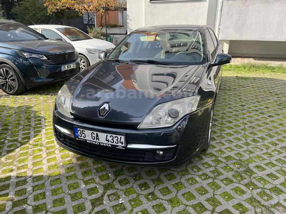 Sahibinden Renault Laguna 2.0 dCi Executive 2010 Model 