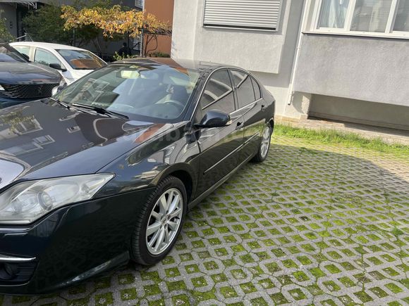 Sahibinden Renault Laguna 2.0 dCi Executive 2010 Model 