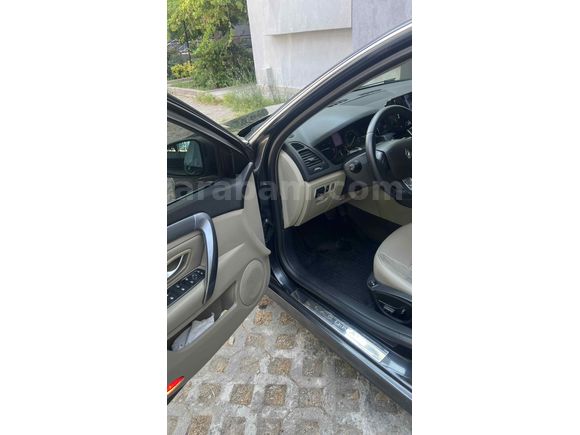 Sahibinden Renault Laguna 2.0 dCi Executive 2010 Model 