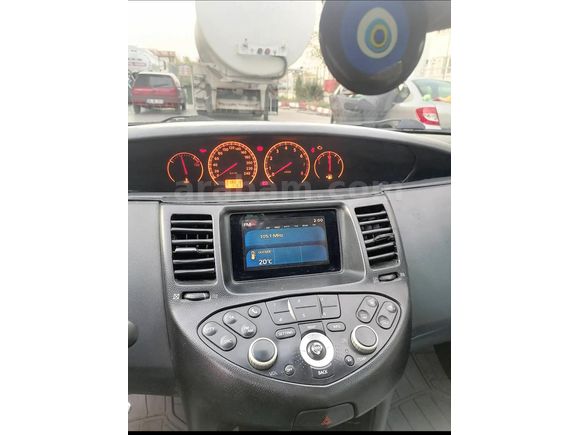 Tank gibi Nissan Primera 1.6 Tekna 2005 Model