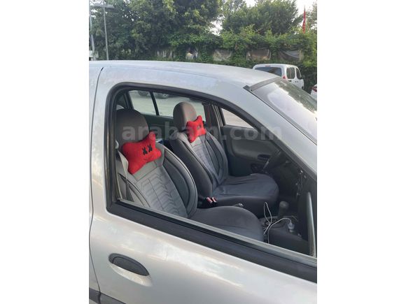 Sahibinden Renault Clio 1.4 Privilege 2004 Model 