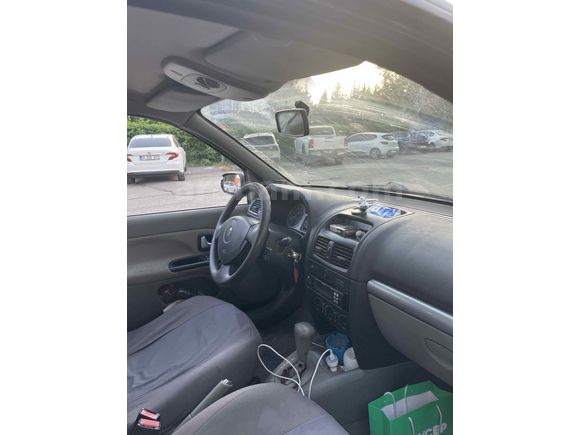 Sahibinden Renault Clio 1.4 Privilege 2004 Model 