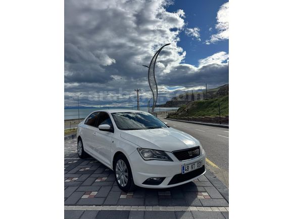 Sahibinden Seat Toledo 1.6 TDI Style 2014 Model  268.000 km Beyaz