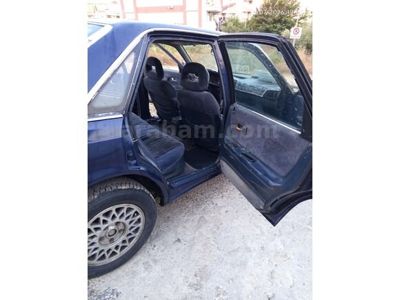 Galeriden Mazda 626 1.6 1991 Model Antalya 315.000 km Mavi