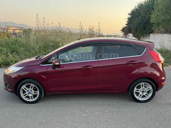 Galeriden Ford Fiesta 1.6 Titanium 2013 Model Balıkesir