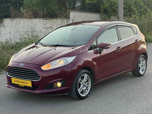 Galeriden Ford Fiesta 1.6 Titanium 2013 Model Balıkesir
