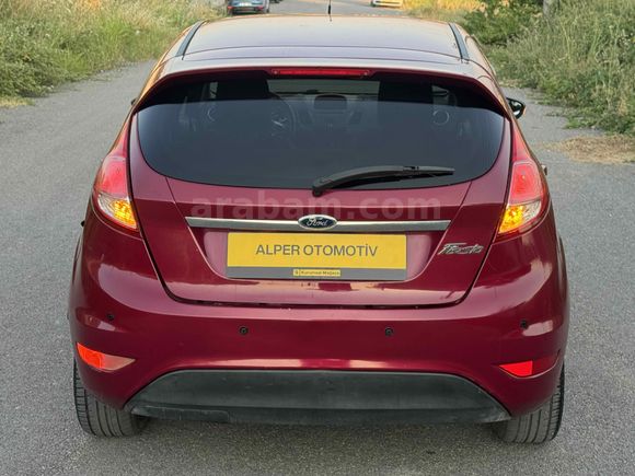 Galeriden Ford Fiesta 1.6 Titanium 2013 Model Balıkesir