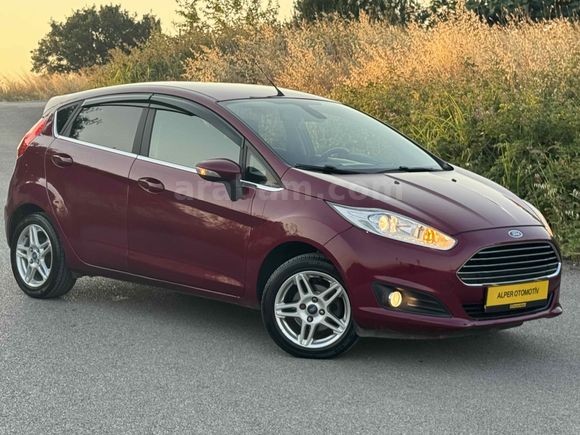 Galeriden Ford Fiesta 1.6 Titanium 2013 Model Balıkesir